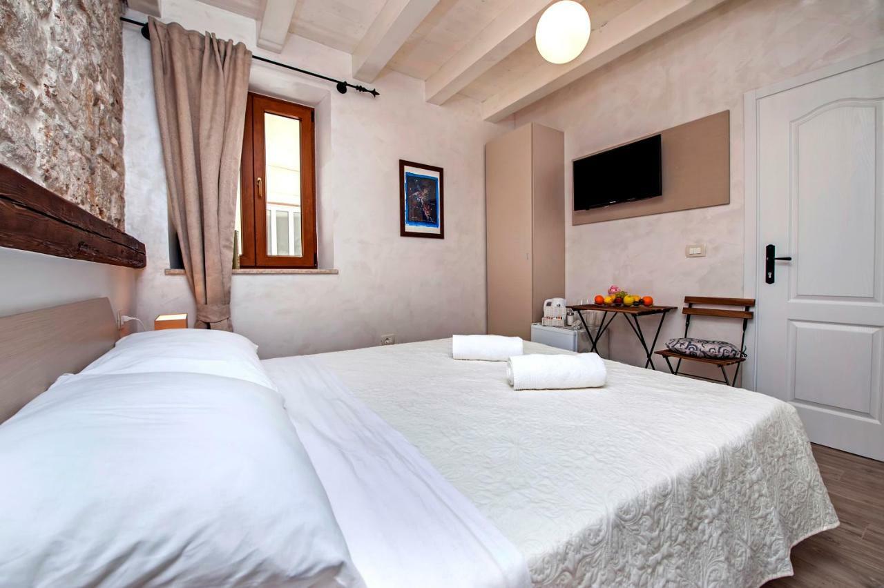 La Fondiaria Hotel Rovinj Kültér fotó